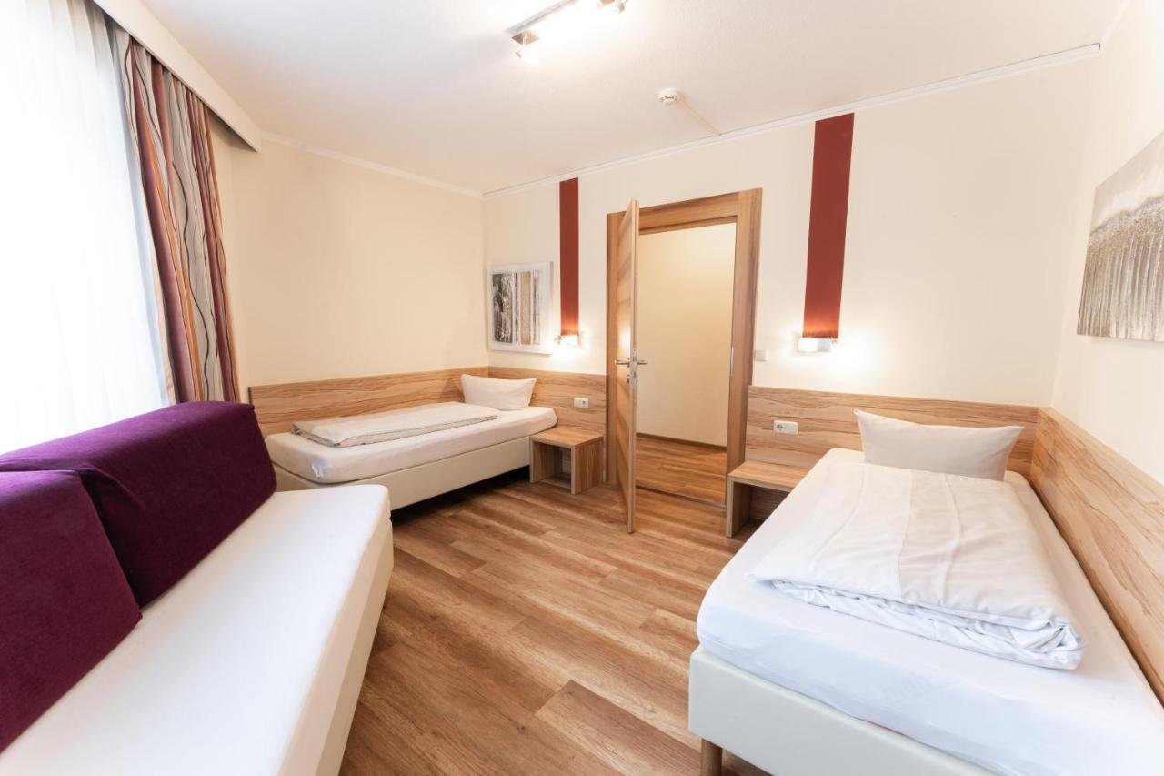 Aparthotel Dorfplatzl Garni 턱스 외부 사진