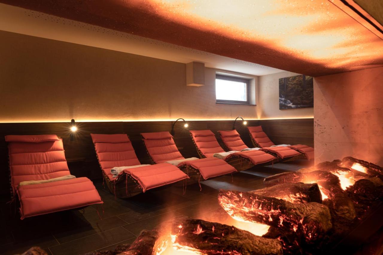 Aparthotel Dorfplatzl Garni 턱스 외부 사진