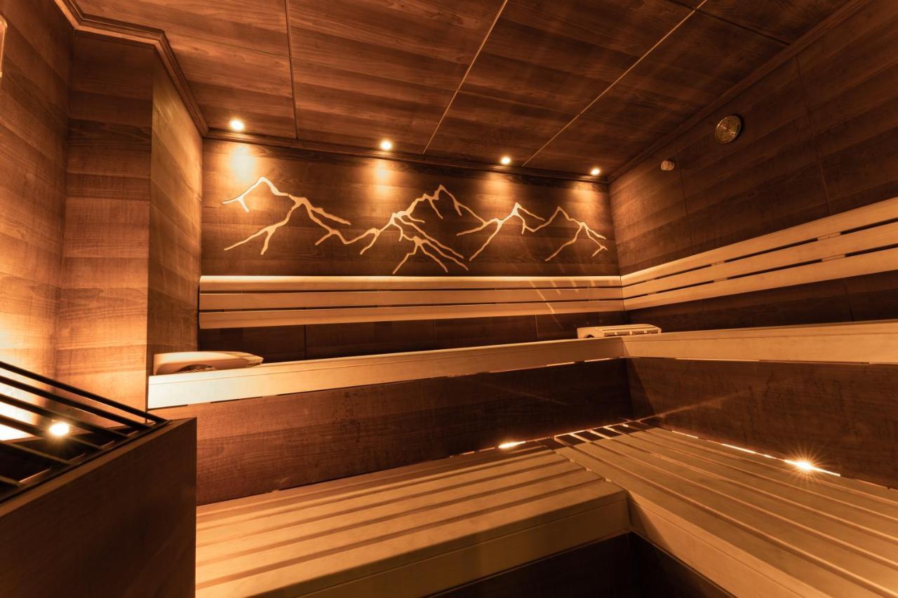 Aparthotel Dorfplatzl Garni 턱스 외부 사진