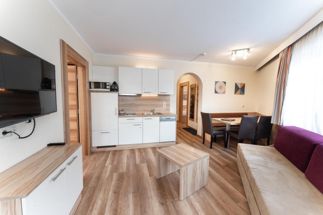 Aparthotel Dorfplatzl Garni 턱스 외부 사진