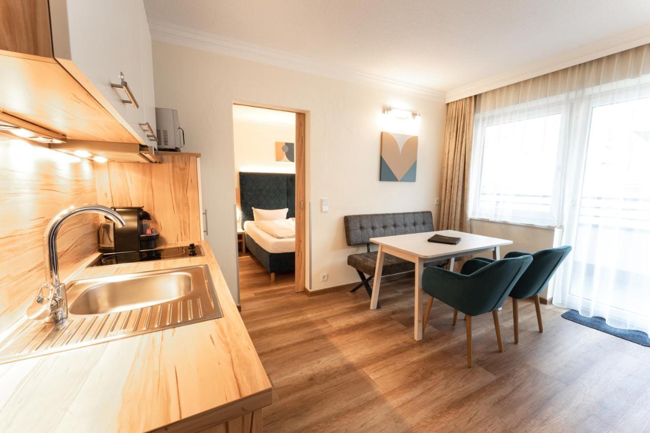 Aparthotel Dorfplatzl Garni 턱스 외부 사진