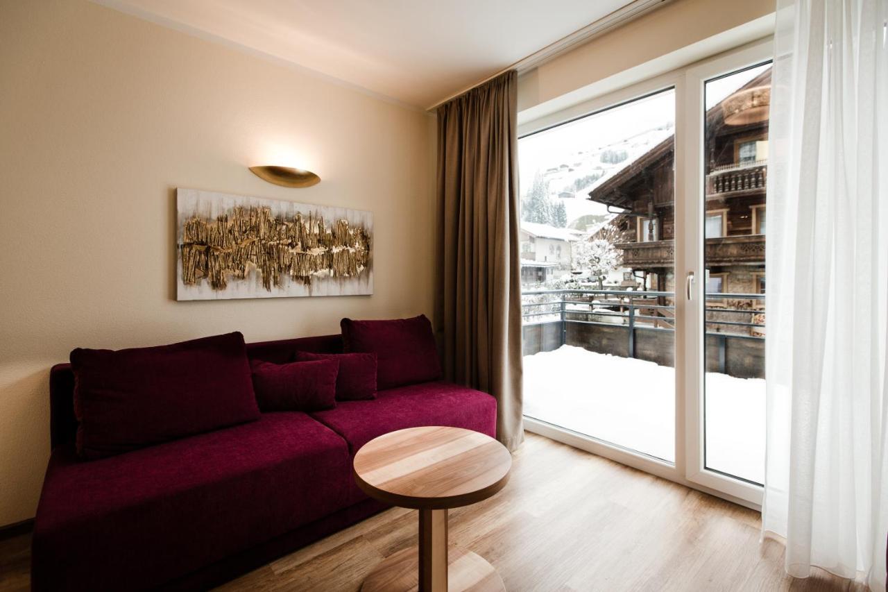 Aparthotel Dorfplatzl Garni 턱스 외부 사진