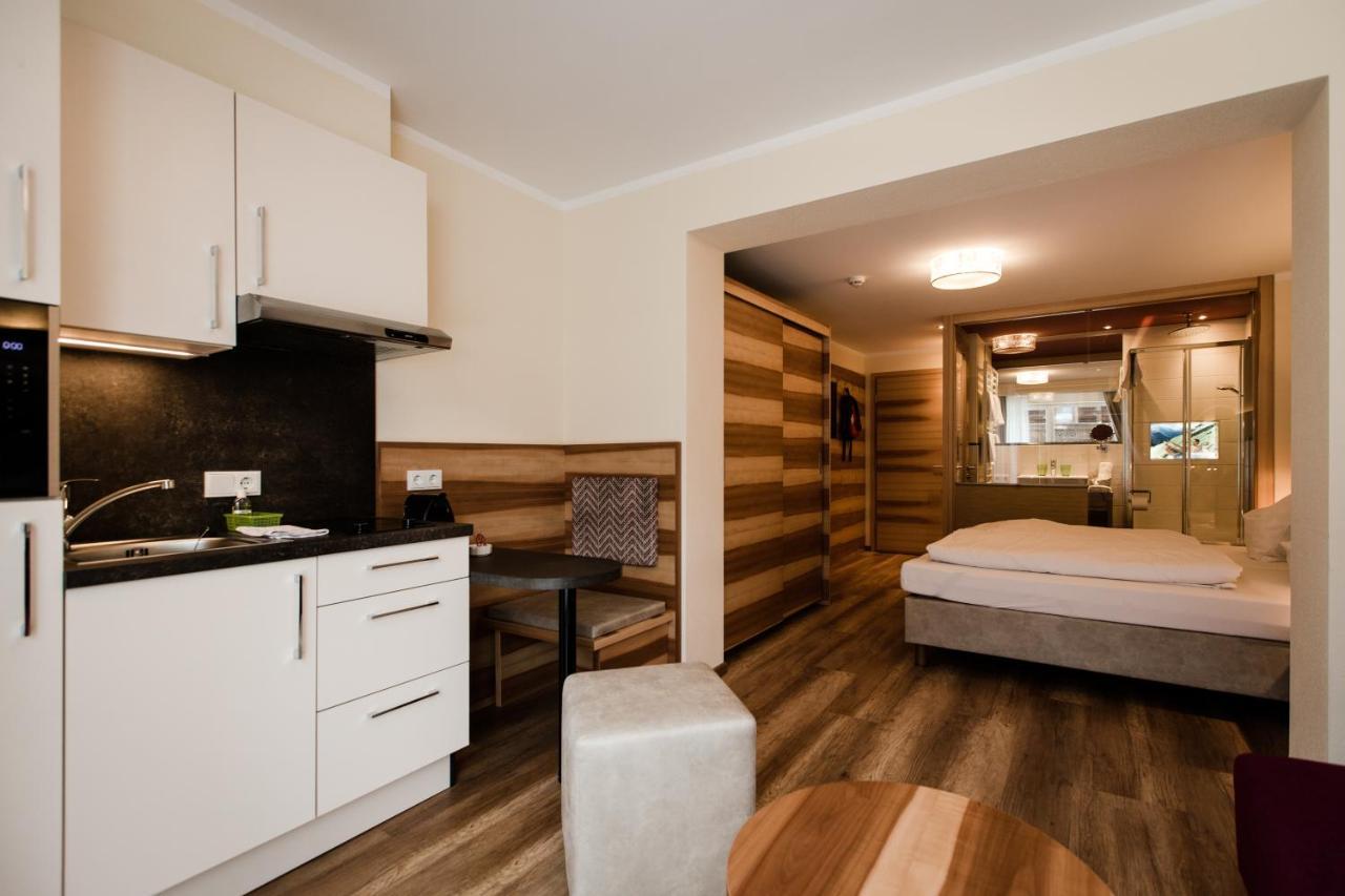 Aparthotel Dorfplatzl Garni 턱스 외부 사진