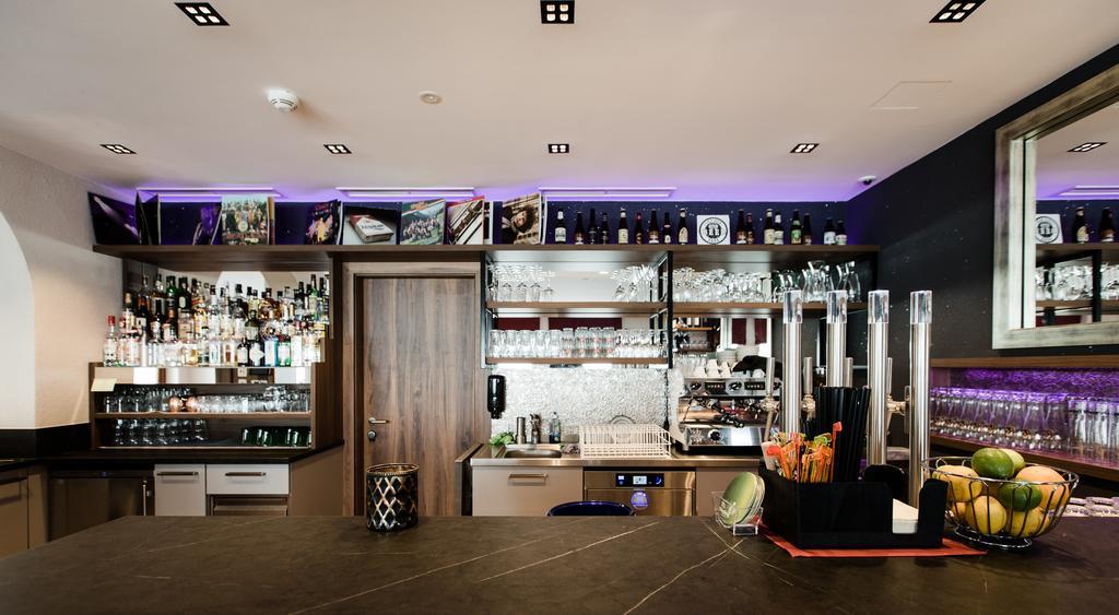 Aparthotel Dorfplatzl Garni 턱스 외부 사진