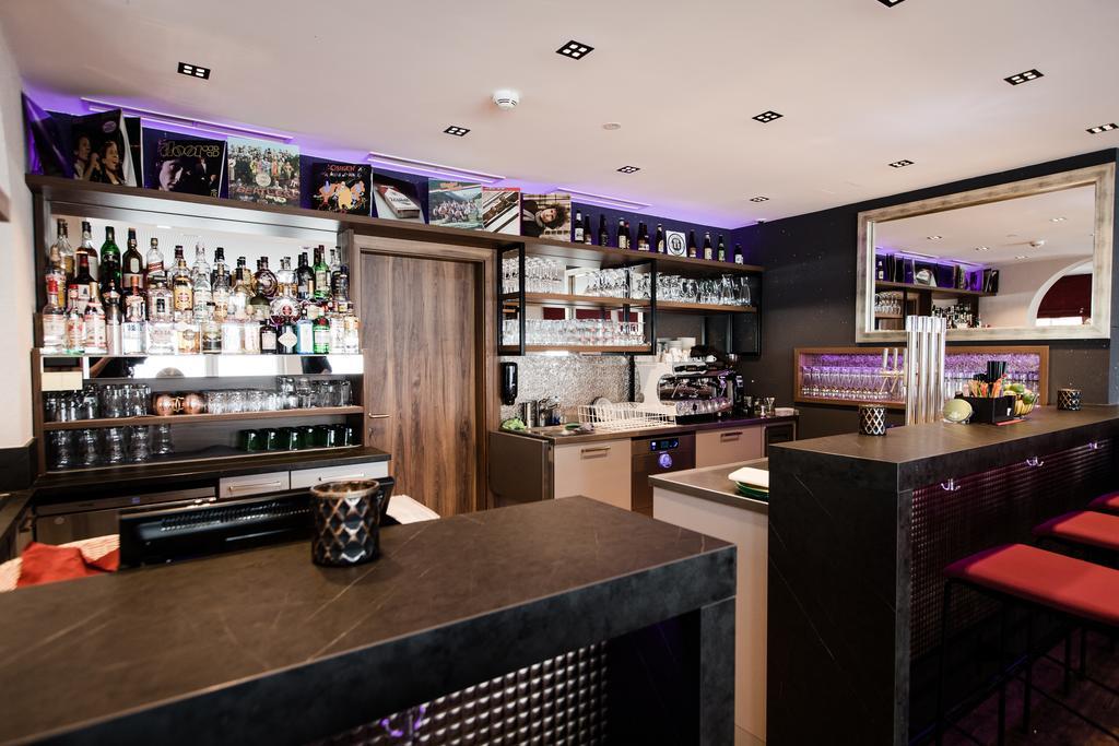 Aparthotel Dorfplatzl Garni 턱스 외부 사진