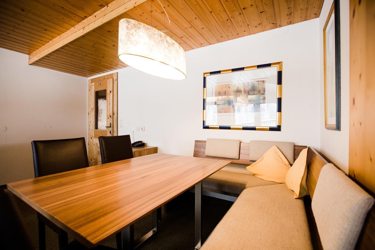 Aparthotel Dorfplatzl Garni 턱스 외부 사진