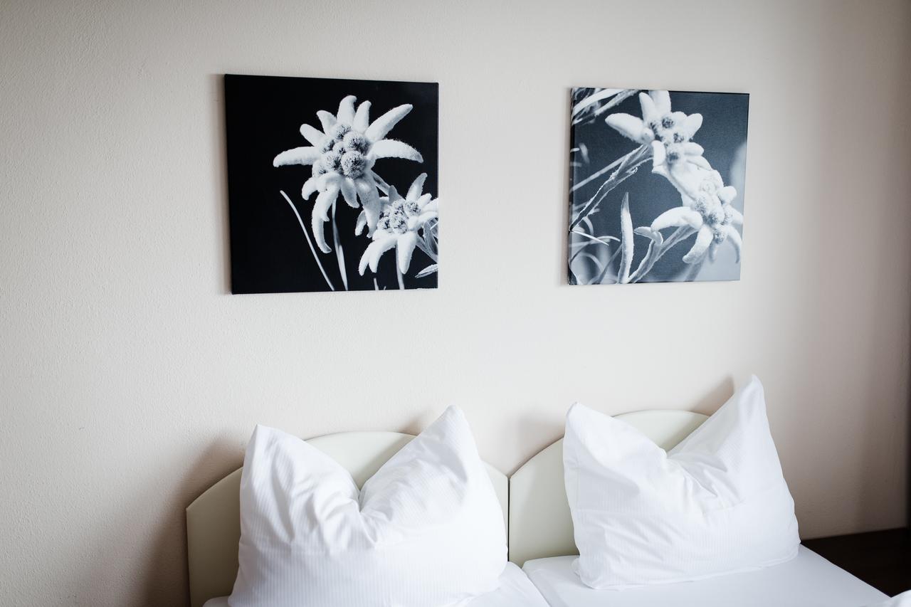 Aparthotel Dorfplatzl Garni 턱스 외부 사진