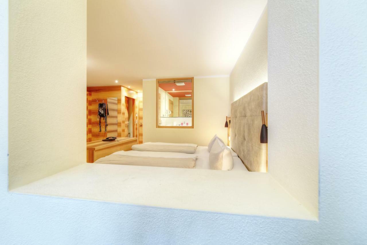 Aparthotel Dorfplatzl Garni 턱스 외부 사진