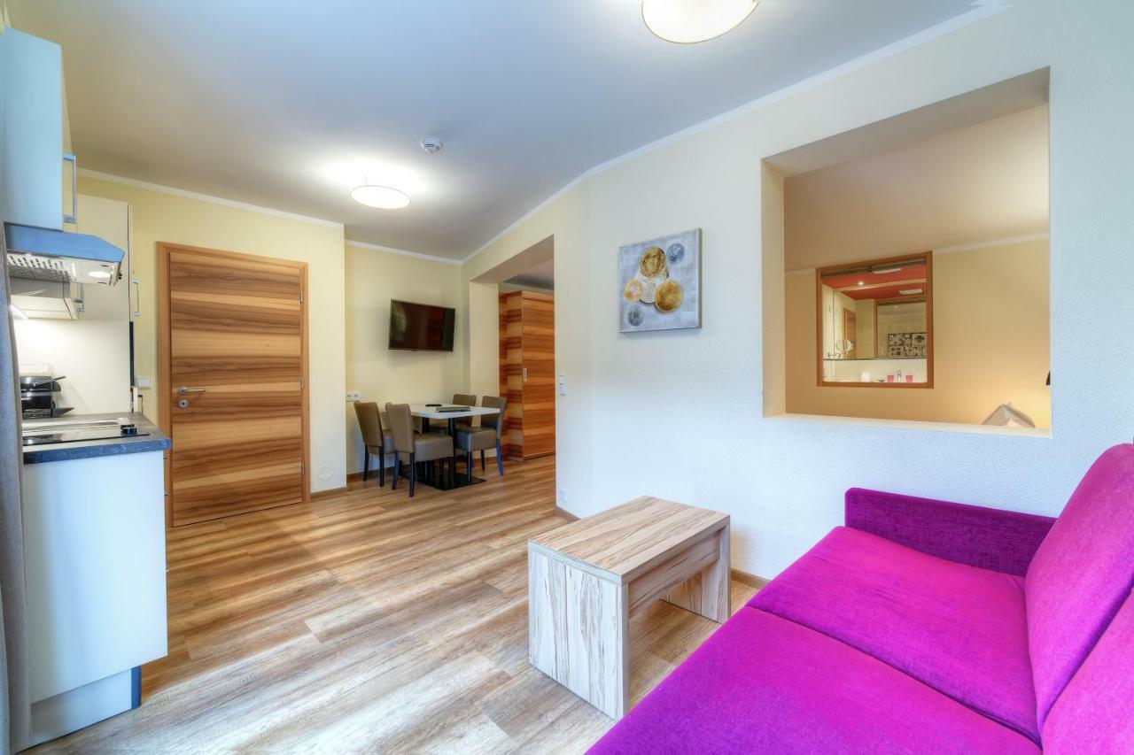 Aparthotel Dorfplatzl Garni 턱스 외부 사진